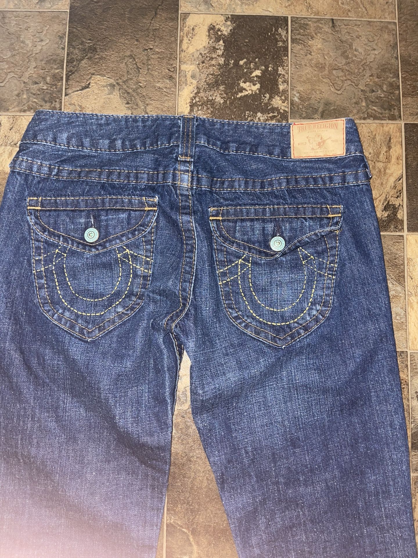 Woman True Religion Jeans Size 29 And Size 30  Selling Both For 30$ Each