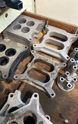 Four Barrel Carburetor Spacer aluminum