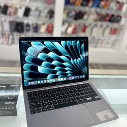 MacBook 2019