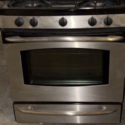  GE stainless steel gas stove/oven