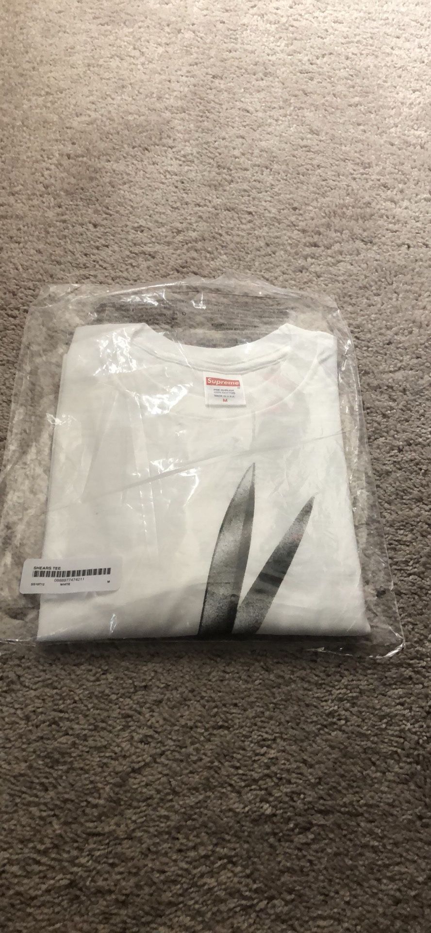 Supreme T-Shirt Medium