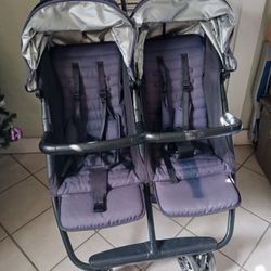 Zoe Twin Stroller