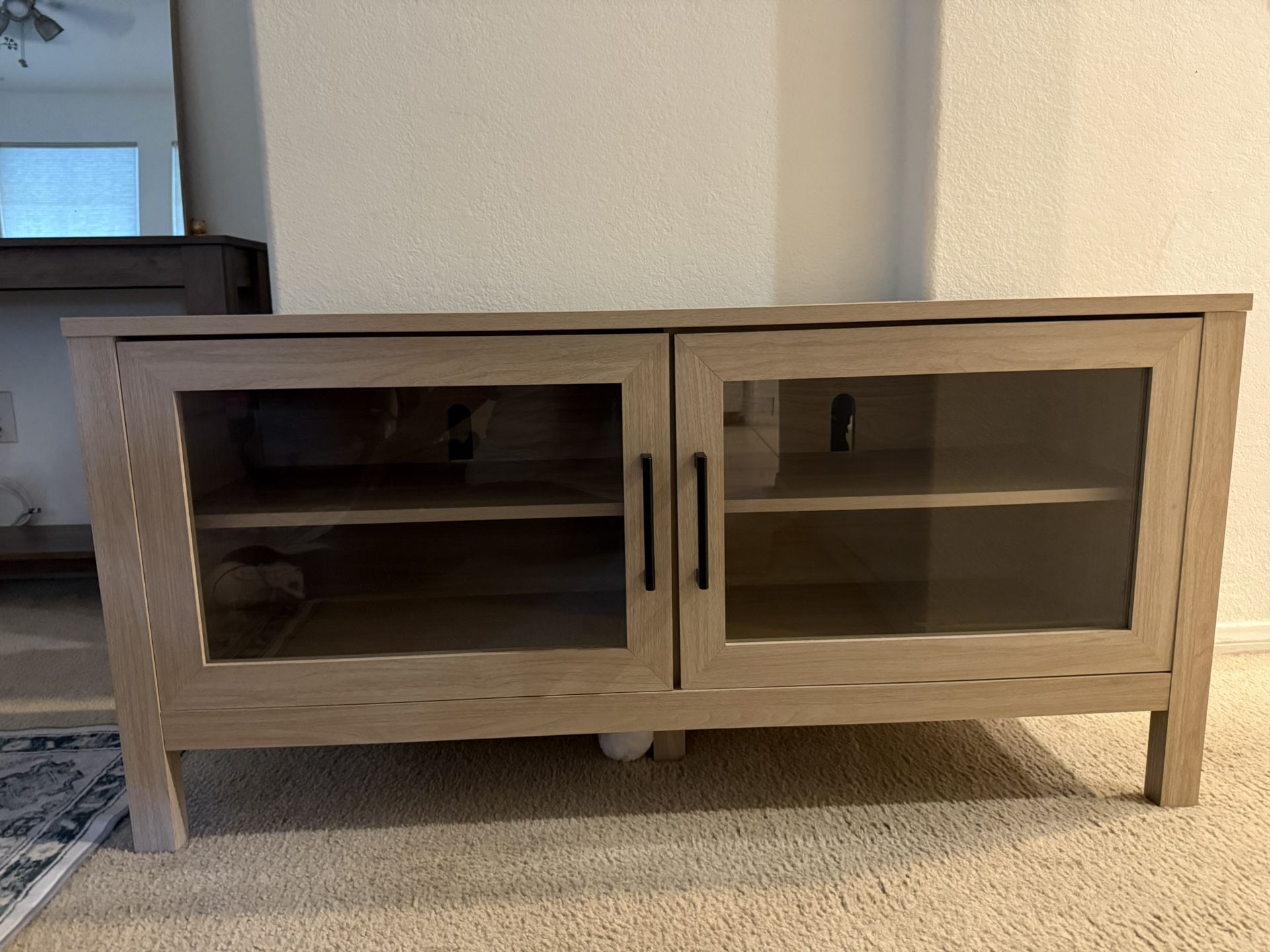 Light wooden TV table