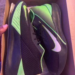 nike uplift sc