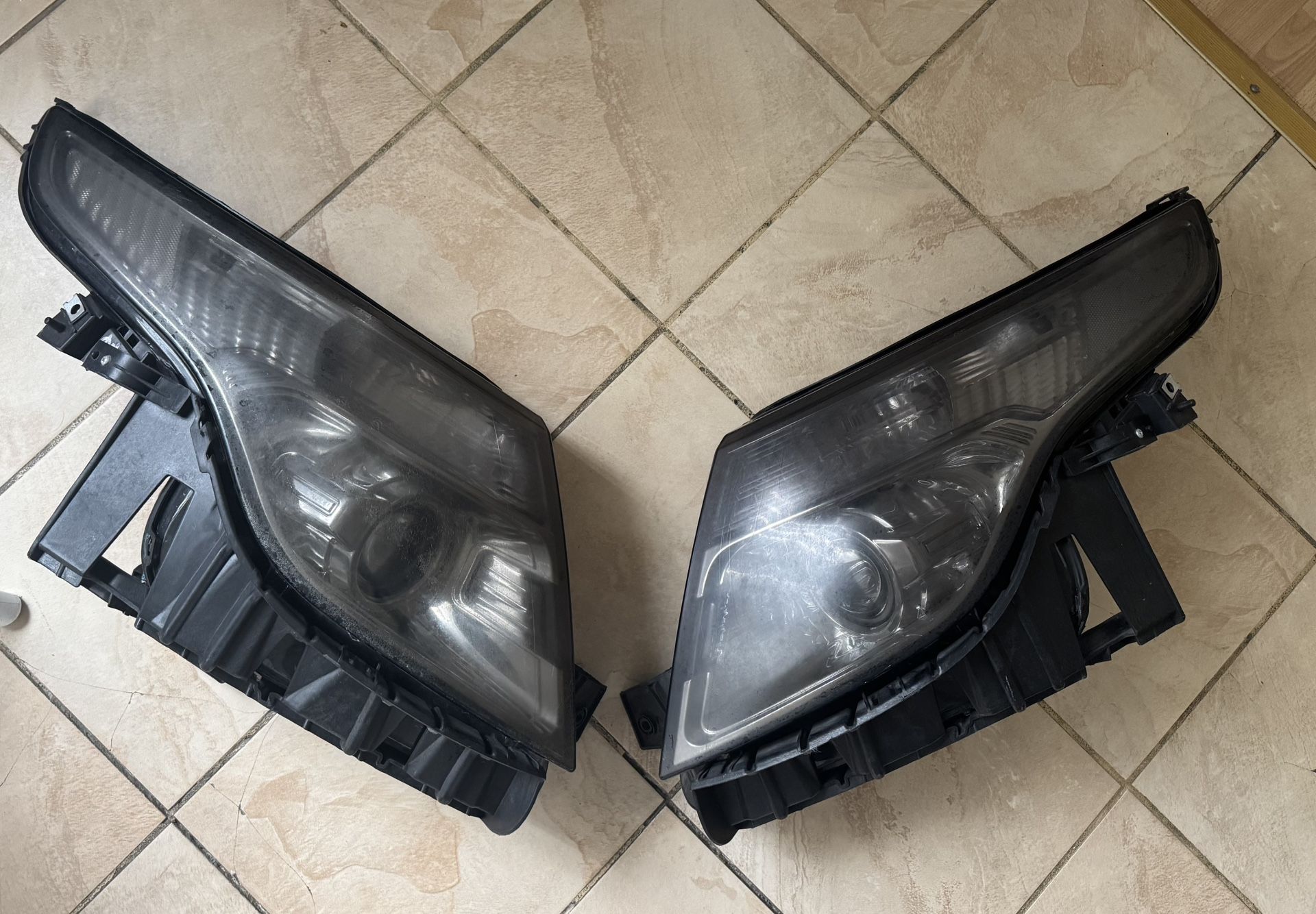Headlights Explorer 2011 - 2015