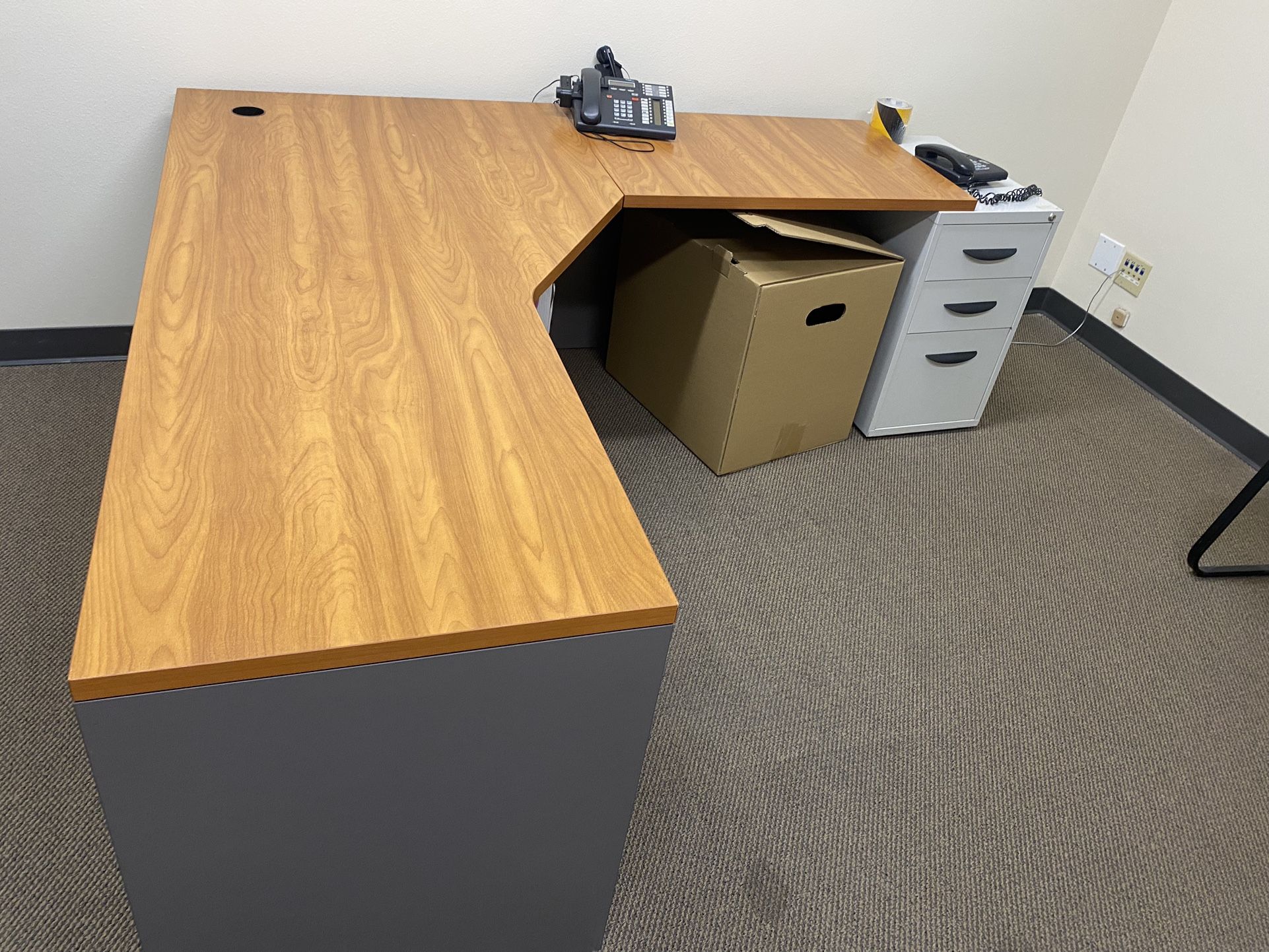 Corner Desk