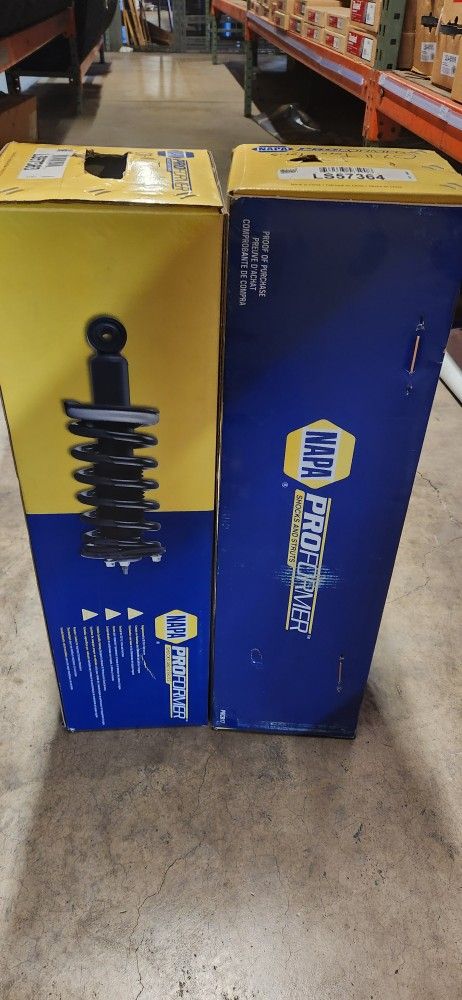 2007 - 2011 Toyota Yaris Shock / Struts Assembly