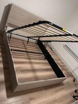 Upholstered Storage Queen Bed Frame