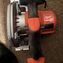 M12 Circular Saw