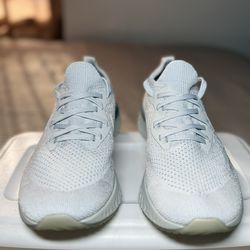 Women’s Nike Epic React Flyknit ‘Platinum Beige’ Size 7