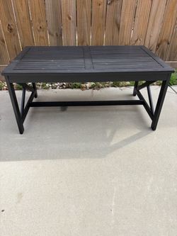 Black outdoor coffee table