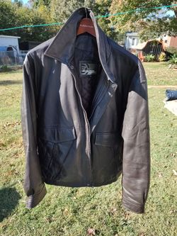 Men's brown leather jacket (L)