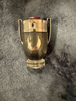 Men’s cologne