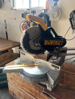 Dewalt Sliding Compound Miter Saw 12 inch