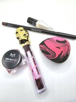 Buffy Beauty Slays Halloween Boo Bags Vampire Theme Makeup Set 