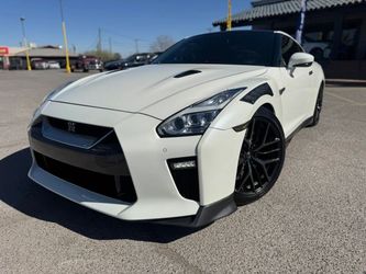 2017 Nissan GT-R