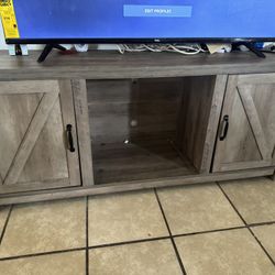 Tv stand 