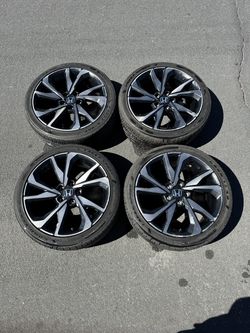 17-21 Honda Civic OEM Wheels