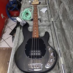 Sterling Guitar 🎸 - Stingray 