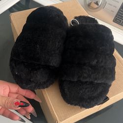 Fluff Slides Uggs