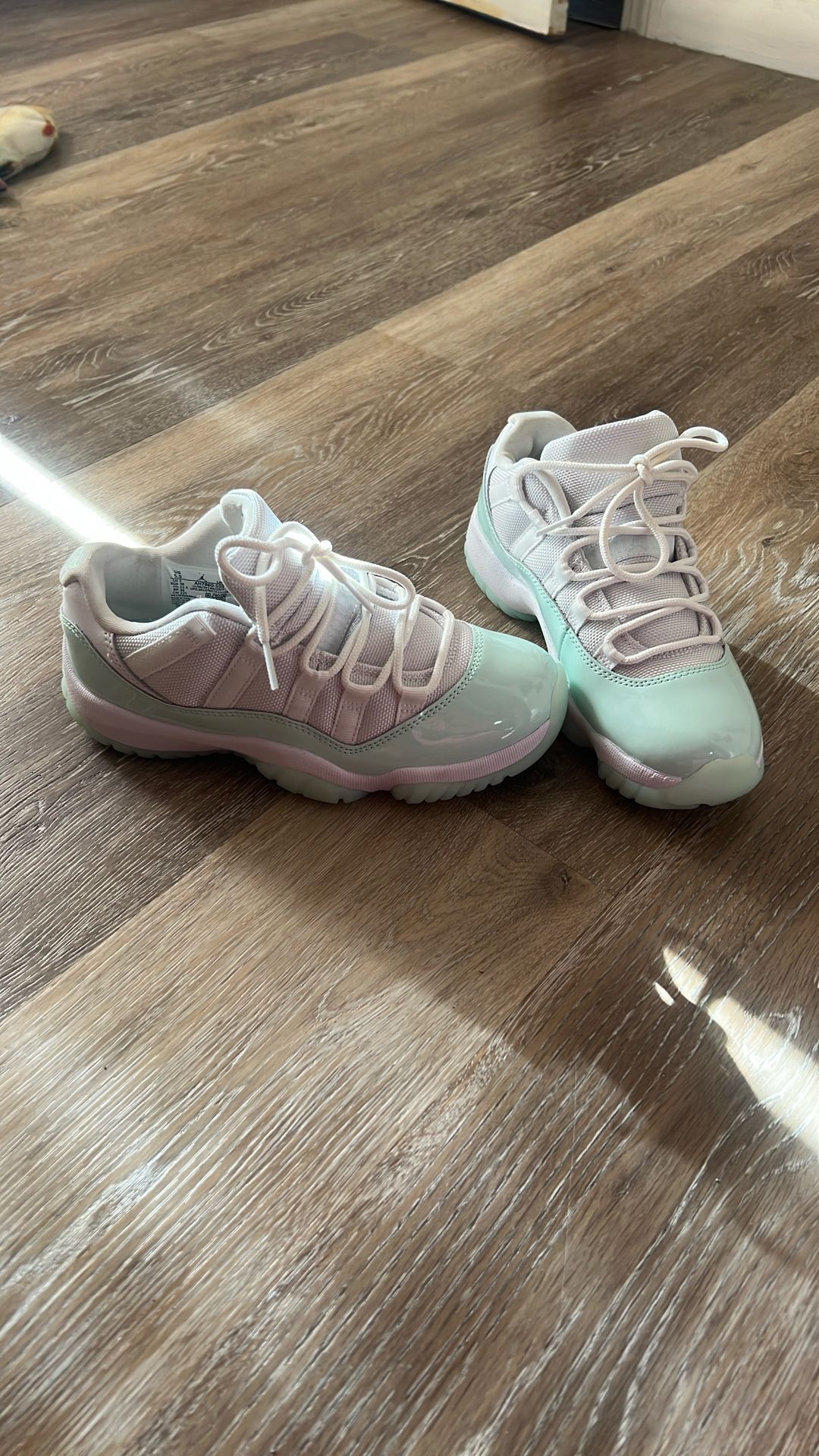 Jordans 11 Worn Once