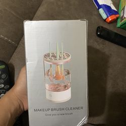 Electric Make Up Brush Cleaner 