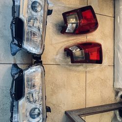 Tacoma 2023 OEM headlight Taillight And Grill 