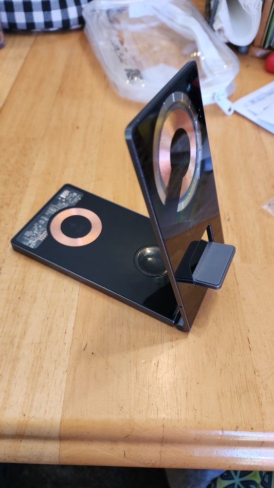Wireless Mag-safe Charger