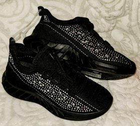 Super Cute Bling Womens Tennis Shoe Size 7