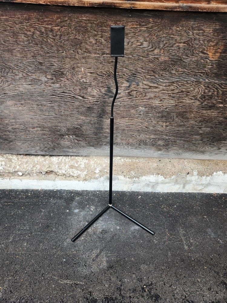 Cell Phone Tri-Pod