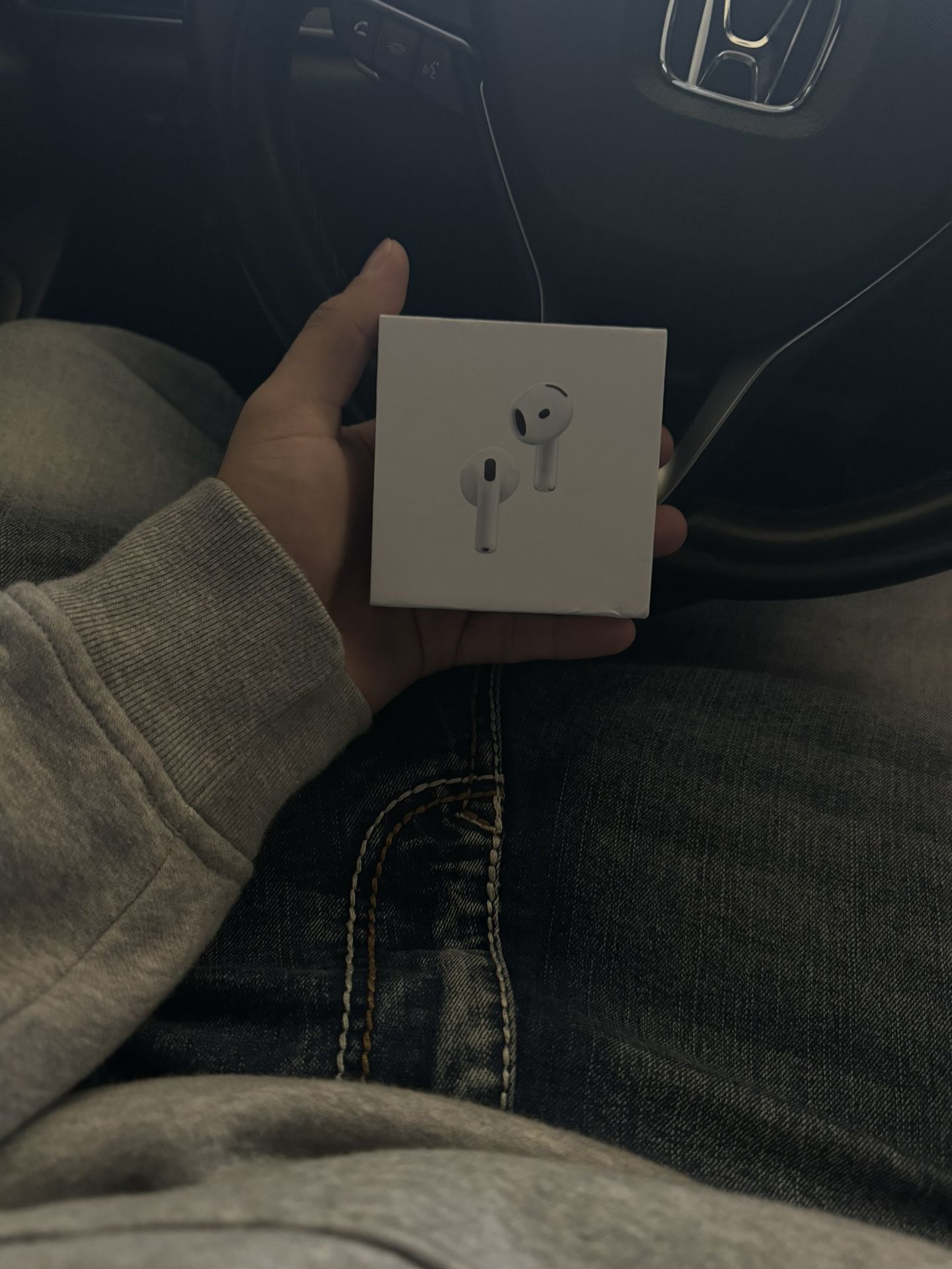 airpod 4s