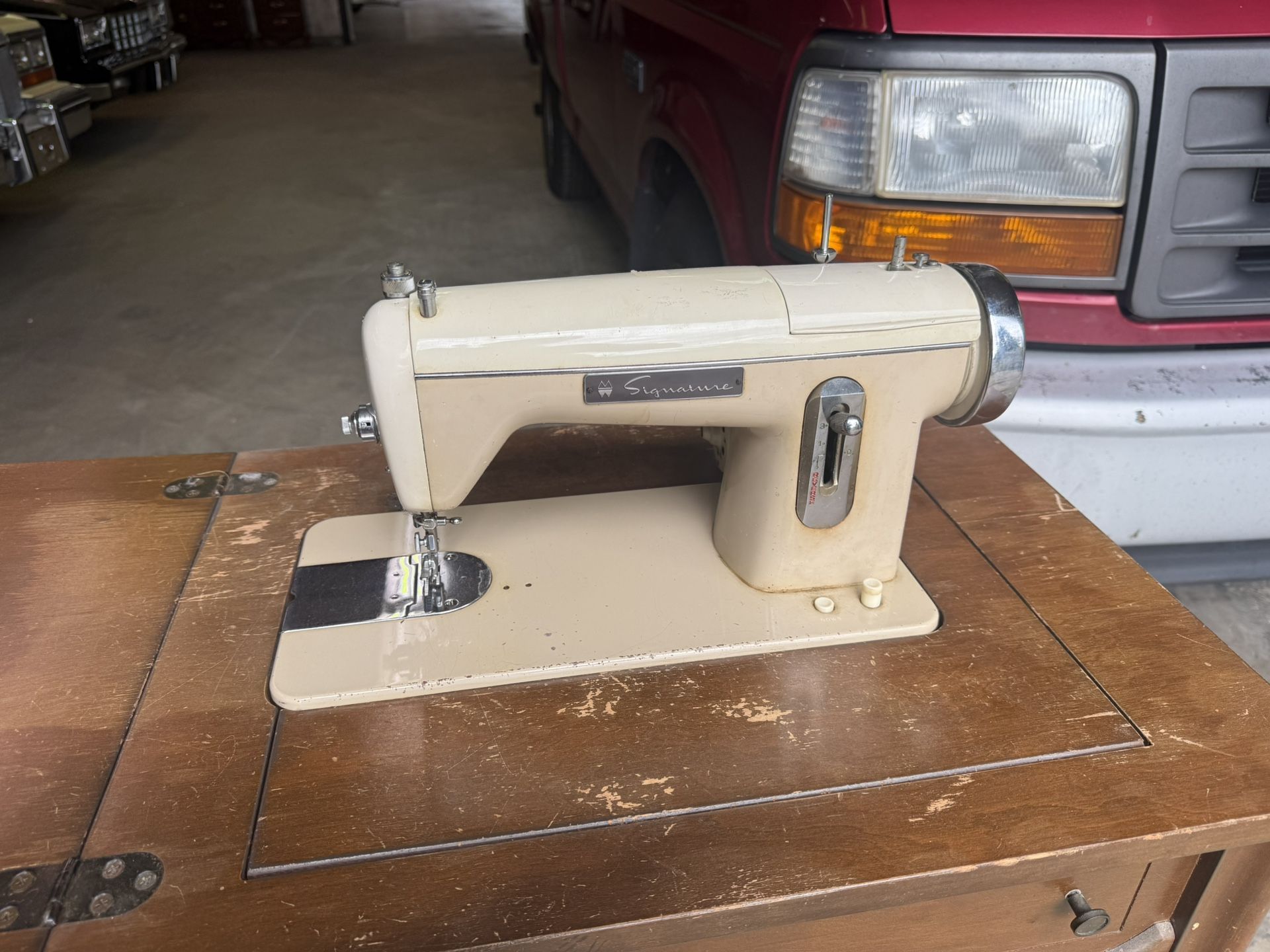Vintage Montgomery Ward Sewing Machine With Cabinet