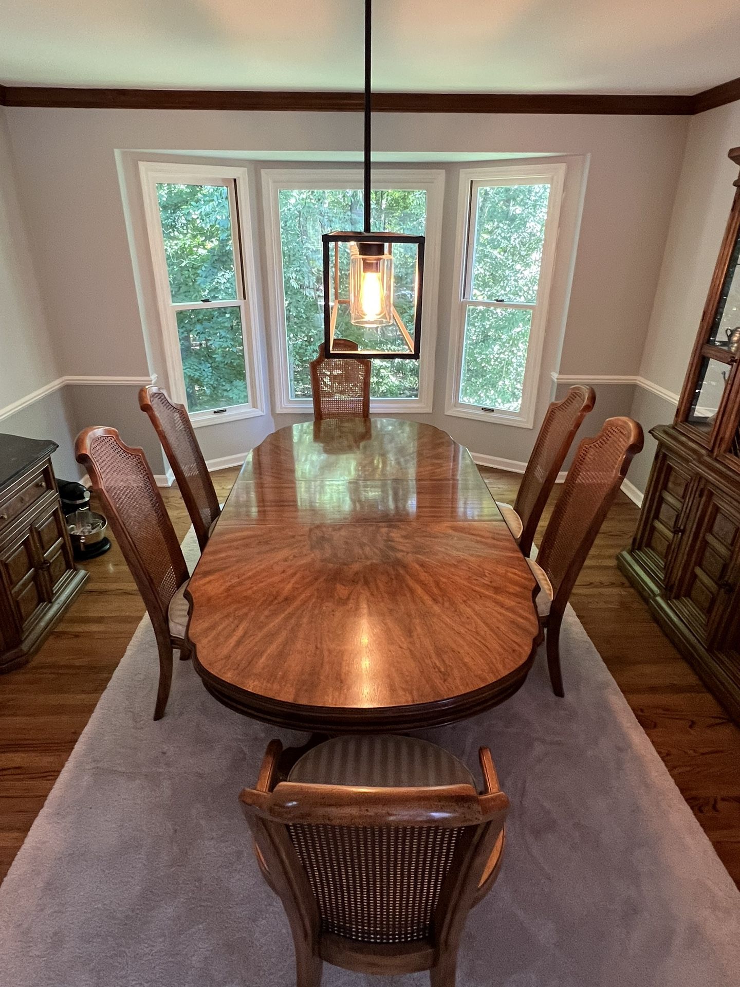 American Of Martinsville Dining Set