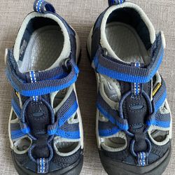 Keen, Kids Size 11 