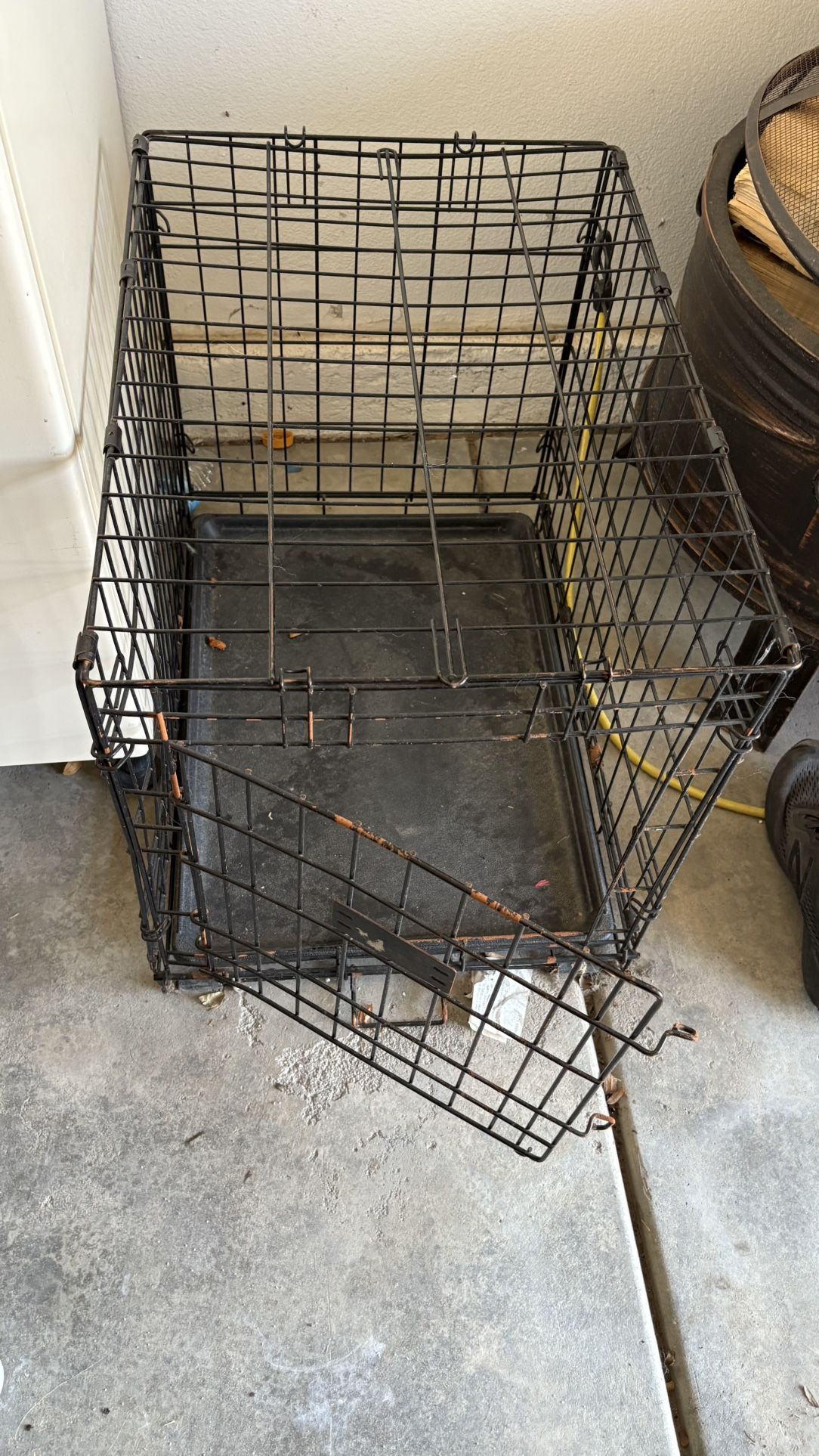 Dog kennel