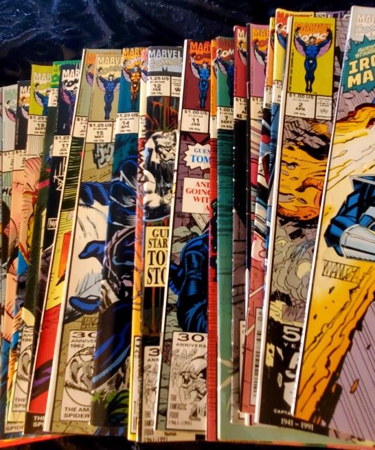 DARKHAWK COLLECTOR COMICS 1 /30