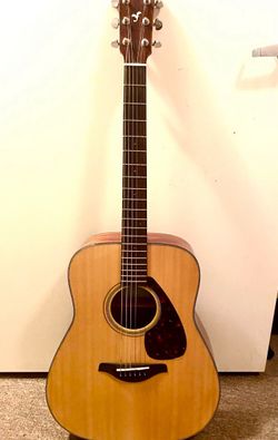 guitar (yamaha)