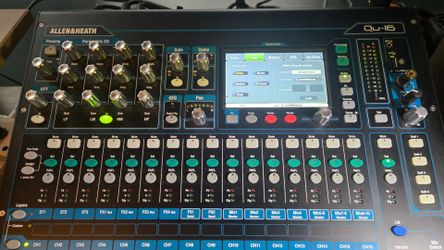 Allen & Heath QU-16