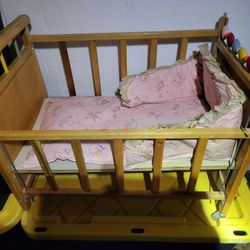 Antique Doll Crib. 