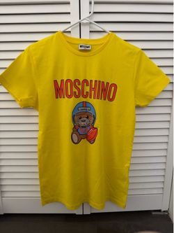 NWOT! Moschino TeenYellow Graphic Teddy Bear Logo Crew Neck Short Sleeve T-Shirt Size: 12-14