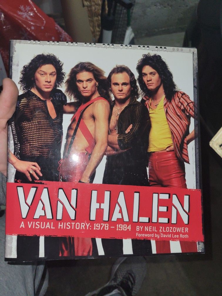VAN HALEN A VISUAL HISTORY HARDCOVER BOOK GREAT CONDITION EDDIE ALEX DAVID LEE ROTH HARD ROCK CLASSIC