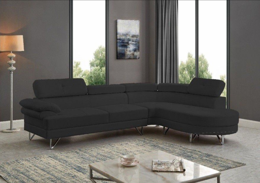 SECTIONAL NEW IN BOX