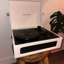 Crosley Voyager Bluetooth Record Player 