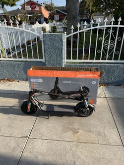 Ninebot F30 Scooter
