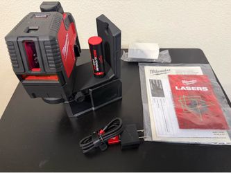 Green 100 ft. Cross Line and Plumb Points Rechargeable Laser Level with REDLITHIUM Lithium-Ion USB Battery and Charger