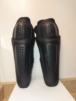 ICON Field Armor Knee / Shin Guards – Excellent Condition – Motorcycle Protection