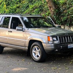 5.9 Limited.  1998 Jeep Grand Cherokee