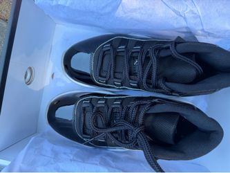 Jordan 11 Womens Retro
