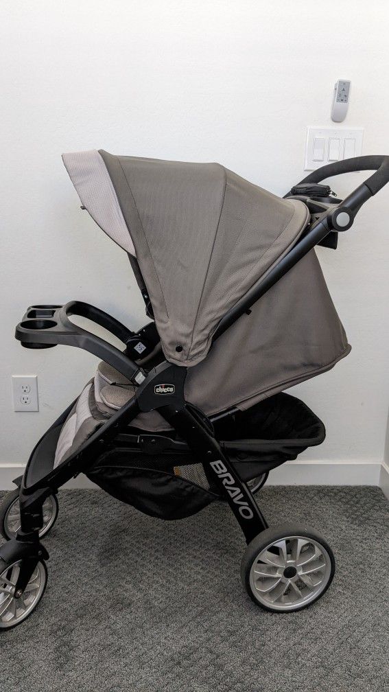 Used Chicco Bravo LE Trio Travel System for Sale