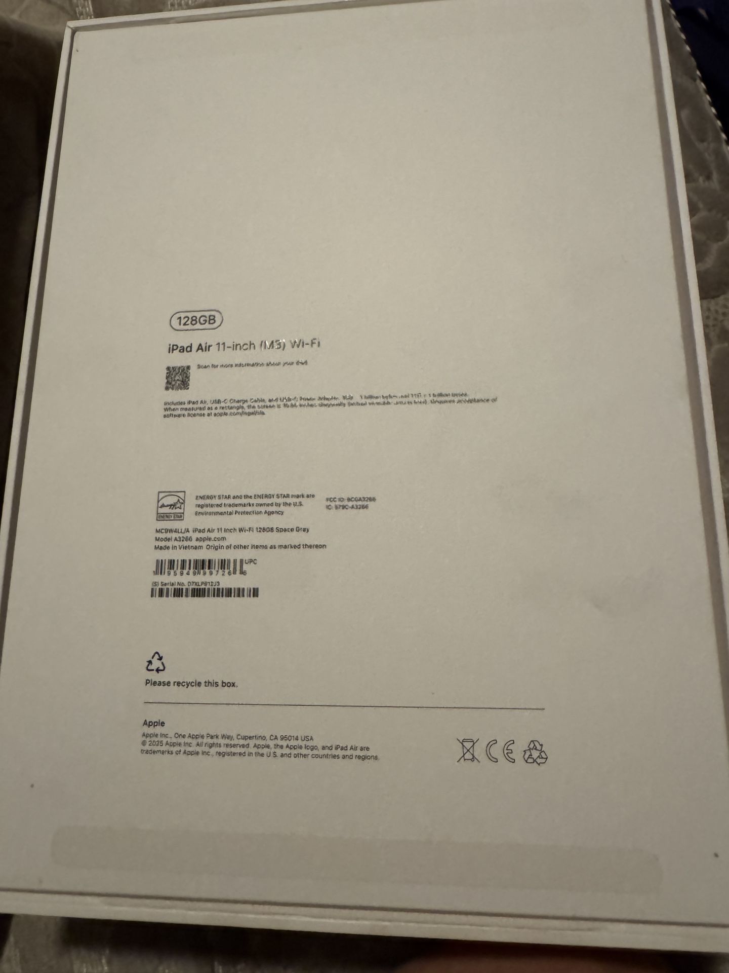 Ipad air and apple pencil w case